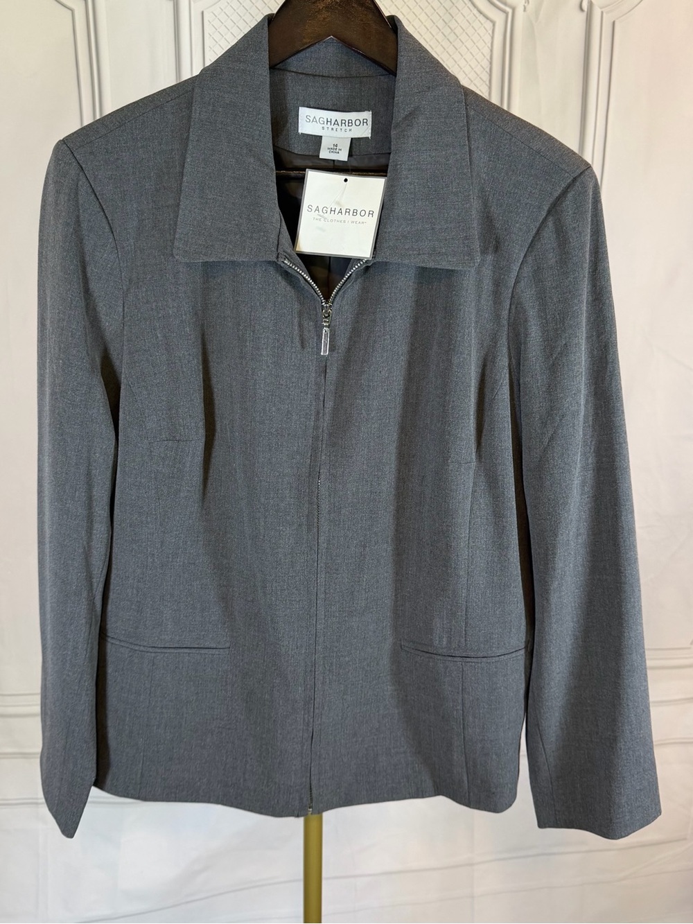 SagHarbor Stretch Women’s Size 14 Gray Zip Front Blazer Jacket NWT Office Chic